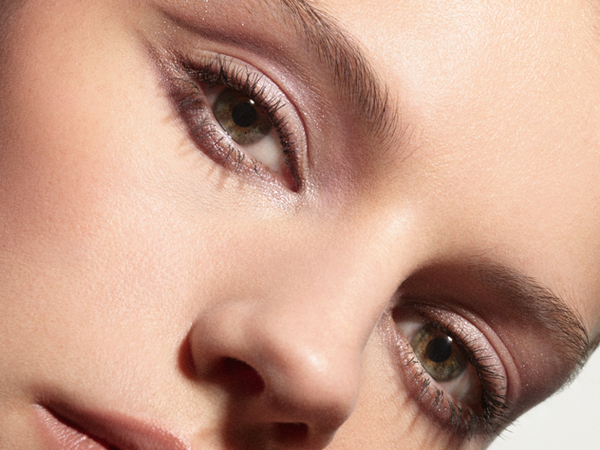 Coco Mademoiselle Makeup Collection schenkt den Luxus, sich  nicht festlegen zu müssen