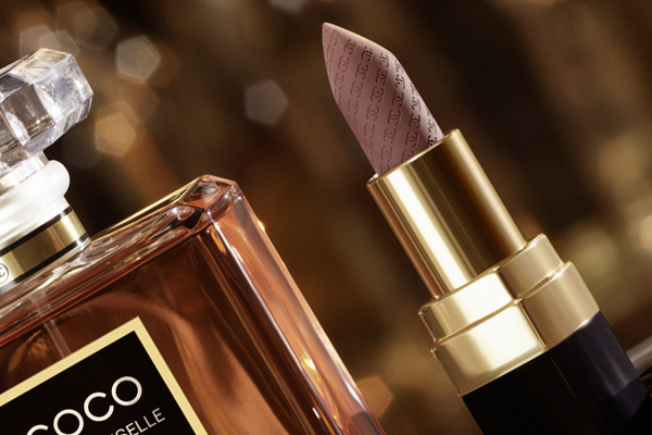 Crush in Mauve - ein Lippenstift als Objekt der Begierde