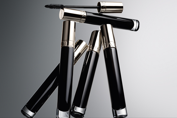 Die neue Wonder Perfect 5D Mascara vereint alle fünf Dimensionen in einer Formel
