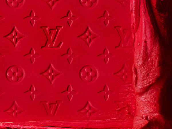 La Beauté Louis Vuitton verkörpert eine neue Vision von Exzellenz, die eine zeitgemäße Interpretation des Erbes der Maison darstellt.