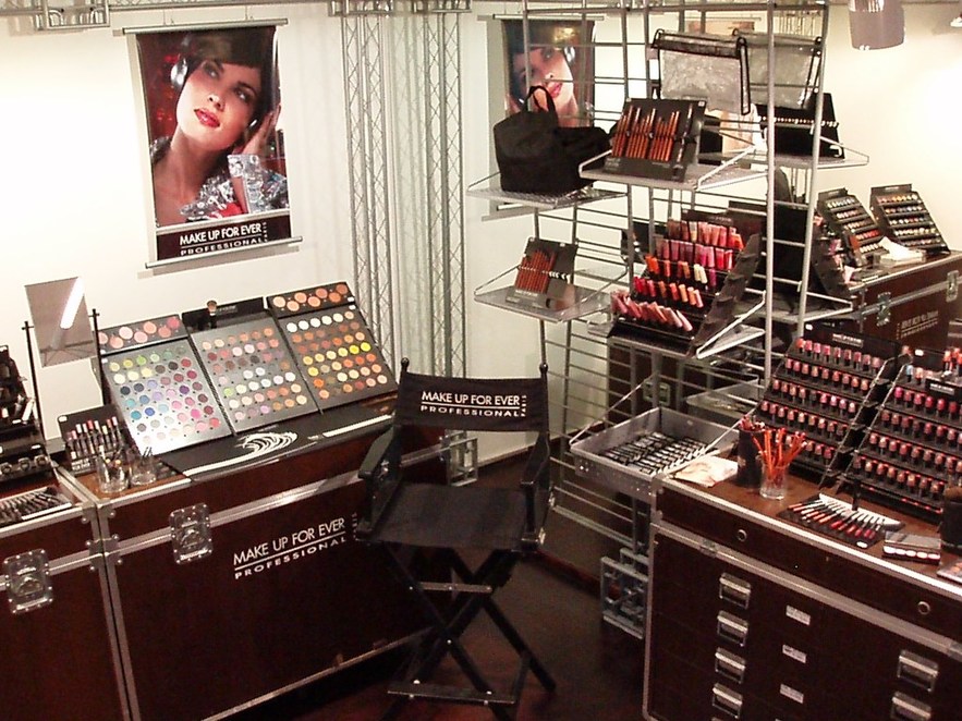 MAKE UP FOREVER  Store Wien