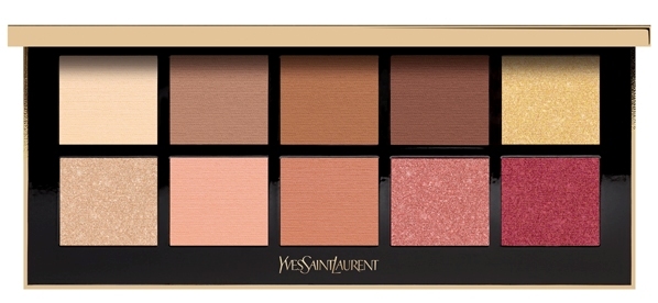 Nude-Nuancen und erdige Rosé-Töne versammeln die magischen Farben der Agafay-Wüste Marokkos in der Golden Hour in der luxuriösen Lidschattenpalette. Nude-Nuancen und erdige Rosé-Töne versammeln die magischen Farben der Agafay-Wüste Marokkos in der Golden Hour in der luxuriösen Lidschattenpalette.