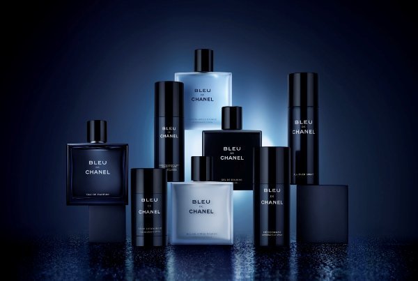 Bleu De Chanel Parfum on Mercari  Chanel men, Travel spray, Glass vials