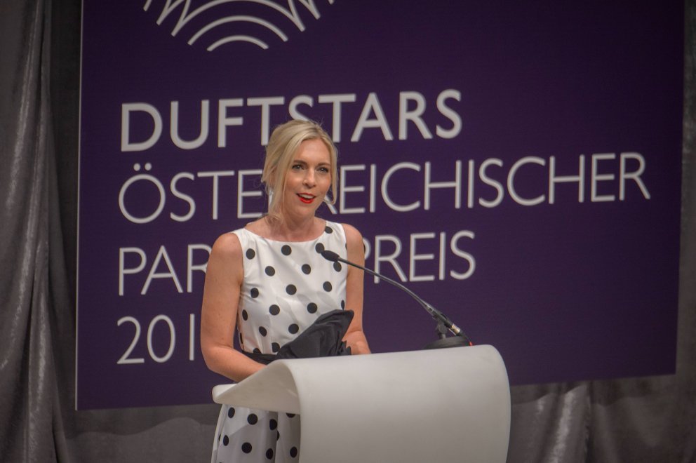 Duftstars 2019 - Präsidentin Petra Mair Duftstars 2019 - Präsidentin Petra Mair