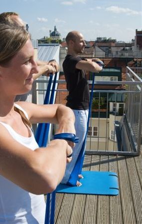 Frührücken Training auf der Dachterrasse Frührücken Training auf der Dachterrasse