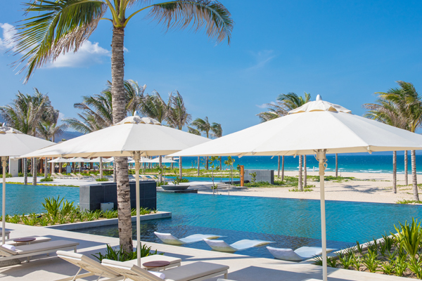 Wer Vietnam von seiner schönsten Seite erleben möchte, findet im Alma Resort auf der Halbinsel Cam Ranh eine Oase
