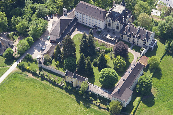 Das Johannes-Schlössl in Salzburg ist ein idyllisches Fastenschlössl in einer ruhigen Naturoase