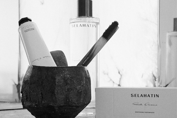 Mit Rick Owens wurde eine Special Edition entwickelt