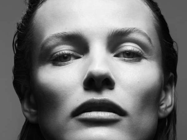 Chanel Le Lift Pro ist eine innovative  Anti-Aging Lösung für harmonische Gesichtslinien und Volumen