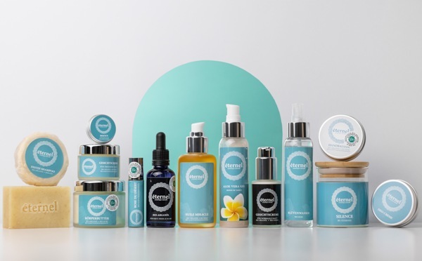 Hochwertige Biozertifizierte Naturkosmetik mit edlen Inhaltstoffen Hochwertige Biozertifizierte Naturkosmetik mit edlen Inhaltstoffen