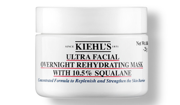 Kiehls Ultra Facial Overnight Rehydrating Mask besitzt die gleiche Feuchtigkeitskraft wie die Ultra Facial Cream und ist eine Mehrzweckmaske, die hilft, die Hautbarriere wiederherzustellen Kiehls Ultra Facial Overnight Rehydrating Mask besitzt die gleiche Feuchtigkeitskraft wie die Ultra Facial Cream und ist eine Mehrzweckmaske, die hilft, die Hautbarriere wiederherzustellen