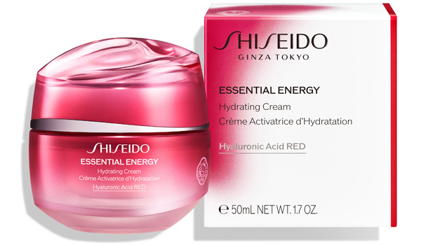 Shiseido Essential Energy sorgt für eine besser genährte, vitalere Haut, die widerstandsfähiger gegen die täglichen Stressfaktoren ist. Shiseido Essential Energy sorgt für eine besser genährte, vitalere Haut, die widerstandsfähiger gegen die täglichen Stressfaktoren ist.