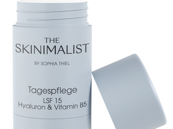 The Skinimalist by Sophia Thiel ist nicht nur bedürfnisorientiert, nachhaltig und kompromisslos, sondern auch perfekt für Reisende
