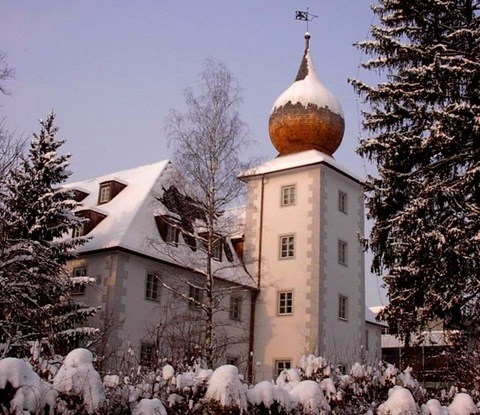 Schloss an der Eisenstrasse