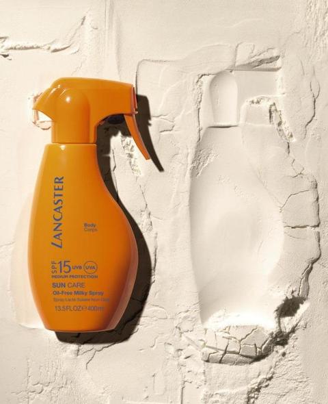 Lancaster Jumbo Sun Care Oil Free Milky Spray SPF 15