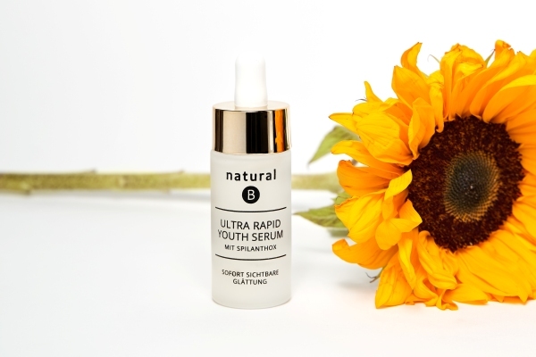 Ultra Rapid Youth Serum mit Bio-Botox entspannt Gesichtsmuskeln