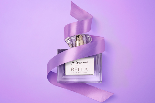 Baldessarini Bella Lilac Diamond steht für femininen Glamour und zeitlose Eleganz