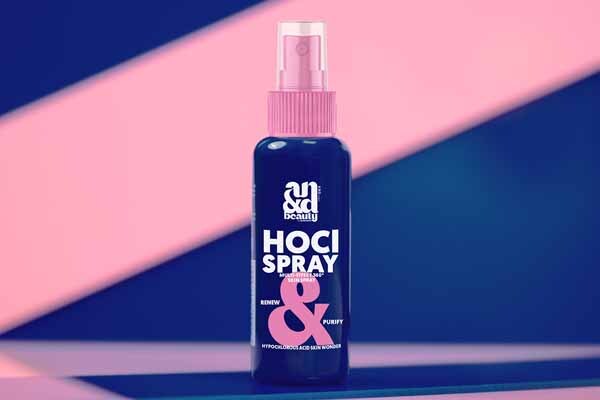 Der H-O-Cl Spray ist ein minimalistisches Skincare-Wunder mit maximalem Effekt
