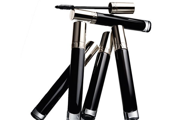 Die neue Wonder Perfect 5D Mascara vereint alle fünf Dimensionen in einer Formel