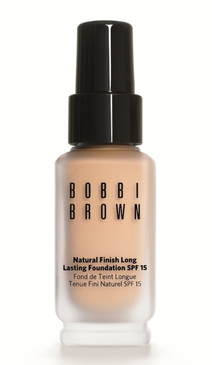 Bobbi Brown Natural Finish Long Lasting Foundation SPF 15