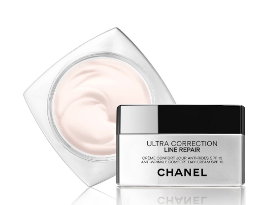 Chanel Ultra Correction Line Repair