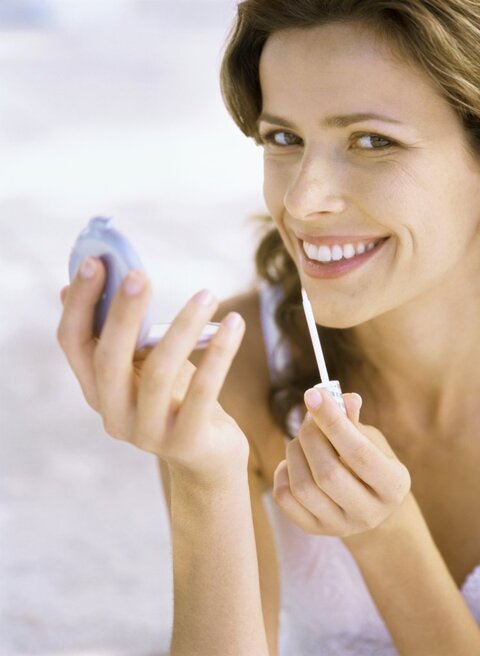 Lipgloss am liebsten farblos zum Sommer-MakeUp