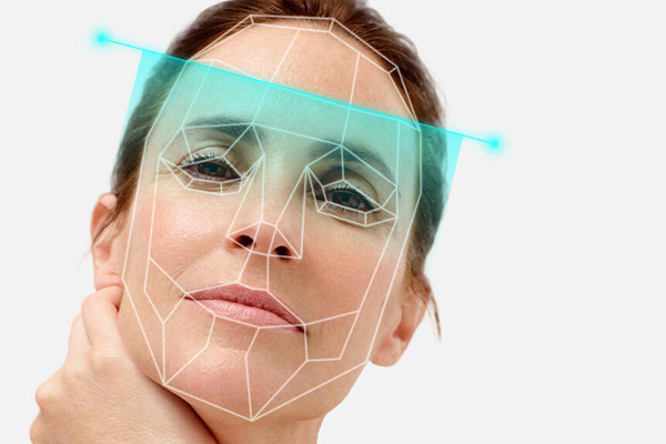Der Skin Assistent analysiert Hautmerkmale und subjektive Wahrnehmungen